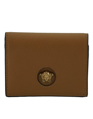 Elegant Compact Leather Wallet in Brown - IzzySauvage