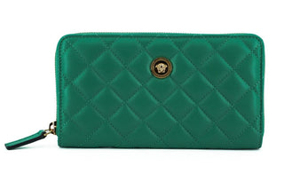 Elegant Quilted Leather Zip Wallet - IzzySauvage