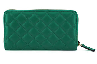 Elegant Quilted Leather Zip Wallet - IzzySauvage