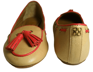 Manika Soft Tan Leather Flat Shoes - IzzySauvage